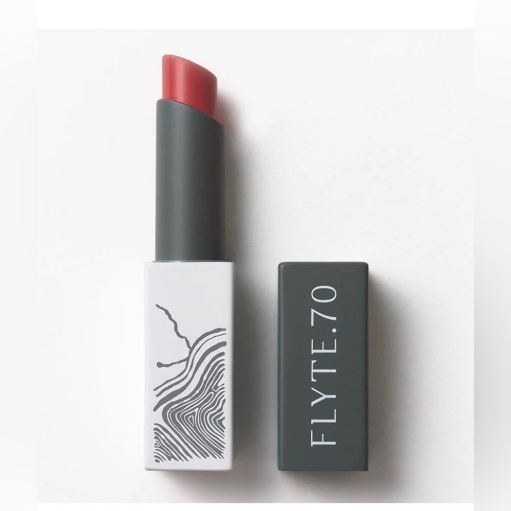 ✨3 for $30 | FLYTE.70 L+L LipLacquer High Shine Lipstick | Das Model | MSRP: $34
